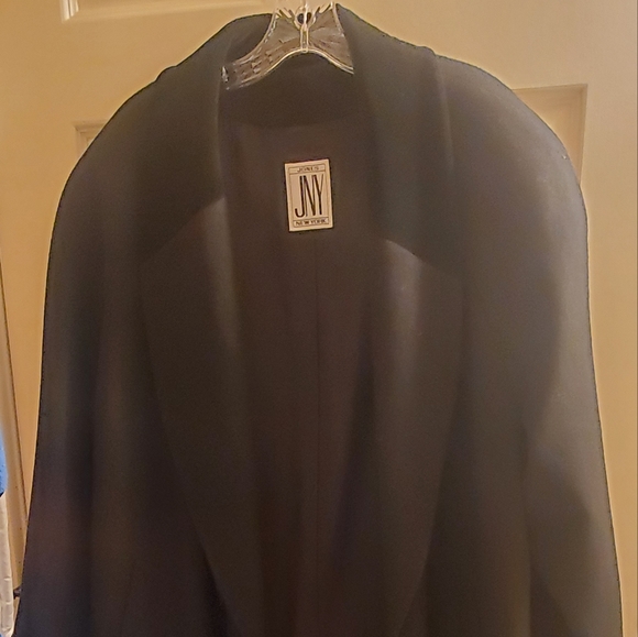 Do not where - Picture 1 of 2